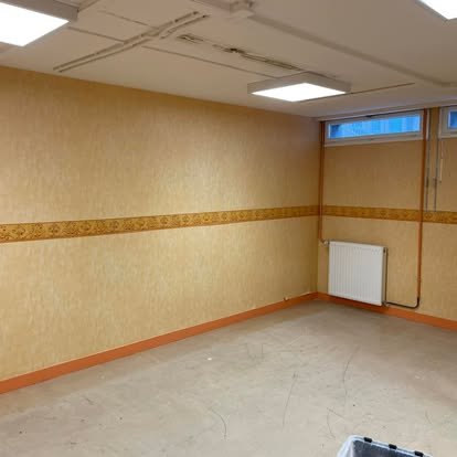 Bureaux d'un organisme public à Beauvais avant rénovation
